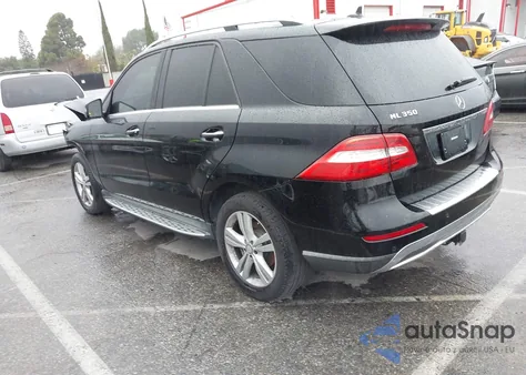 2015 Mercedes-Benz Ml 350 z USA, uszkodzony, nr VIN 4JGDA5JB2FA613618